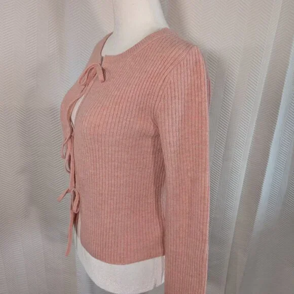 GU Front Ribbon Tie Pink Ribbed Knit Cardigan Size Small Balletcore Softgirl - Picture 2 of 10